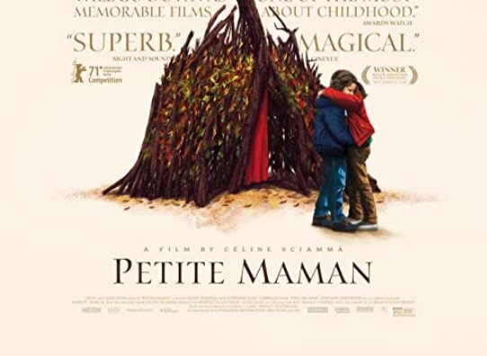 Petite Maman (2021)